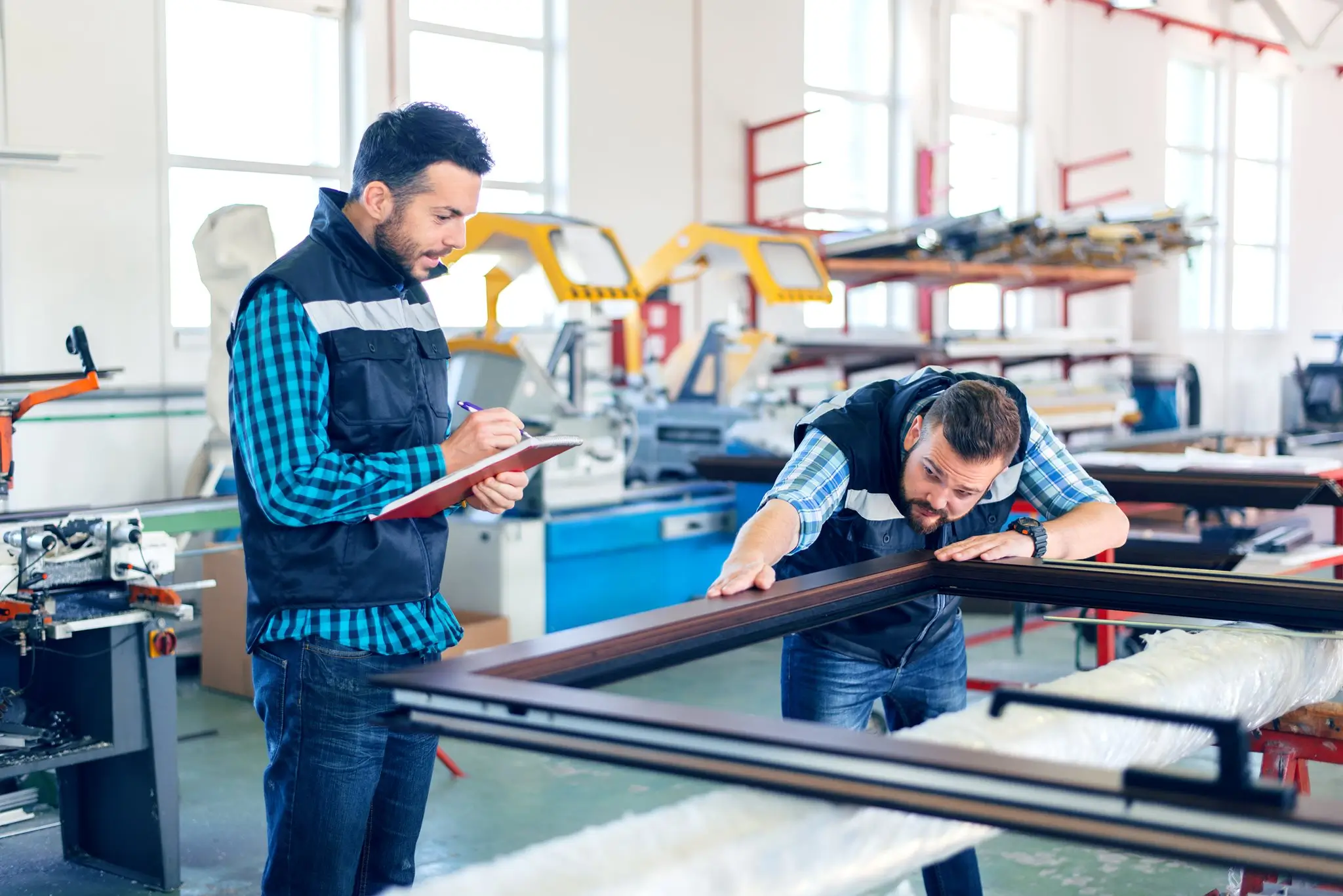 fabricación de ventanas de PVC de alta gama con control de calidad y alto aislamiento térmico y acústico